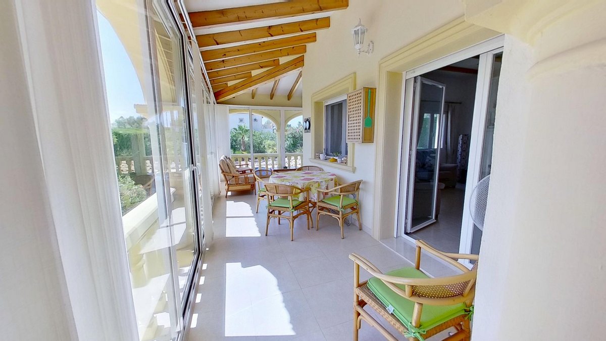 Venta. Chalet/Villa en Jávea