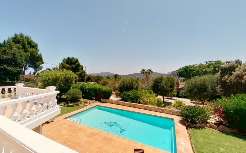 Chalet independiente en Jávea - Reventa