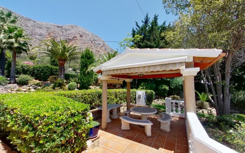 Chalet independiente en Jávea - Reventa