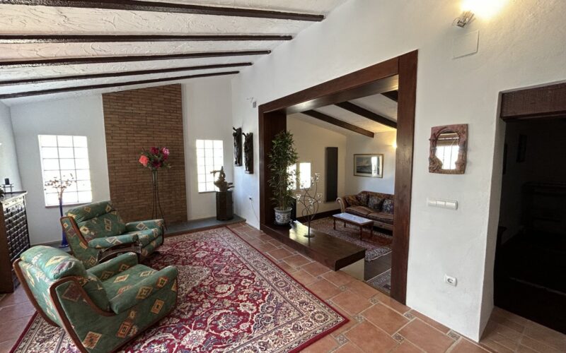 Detached Villa in Jávea - Resale